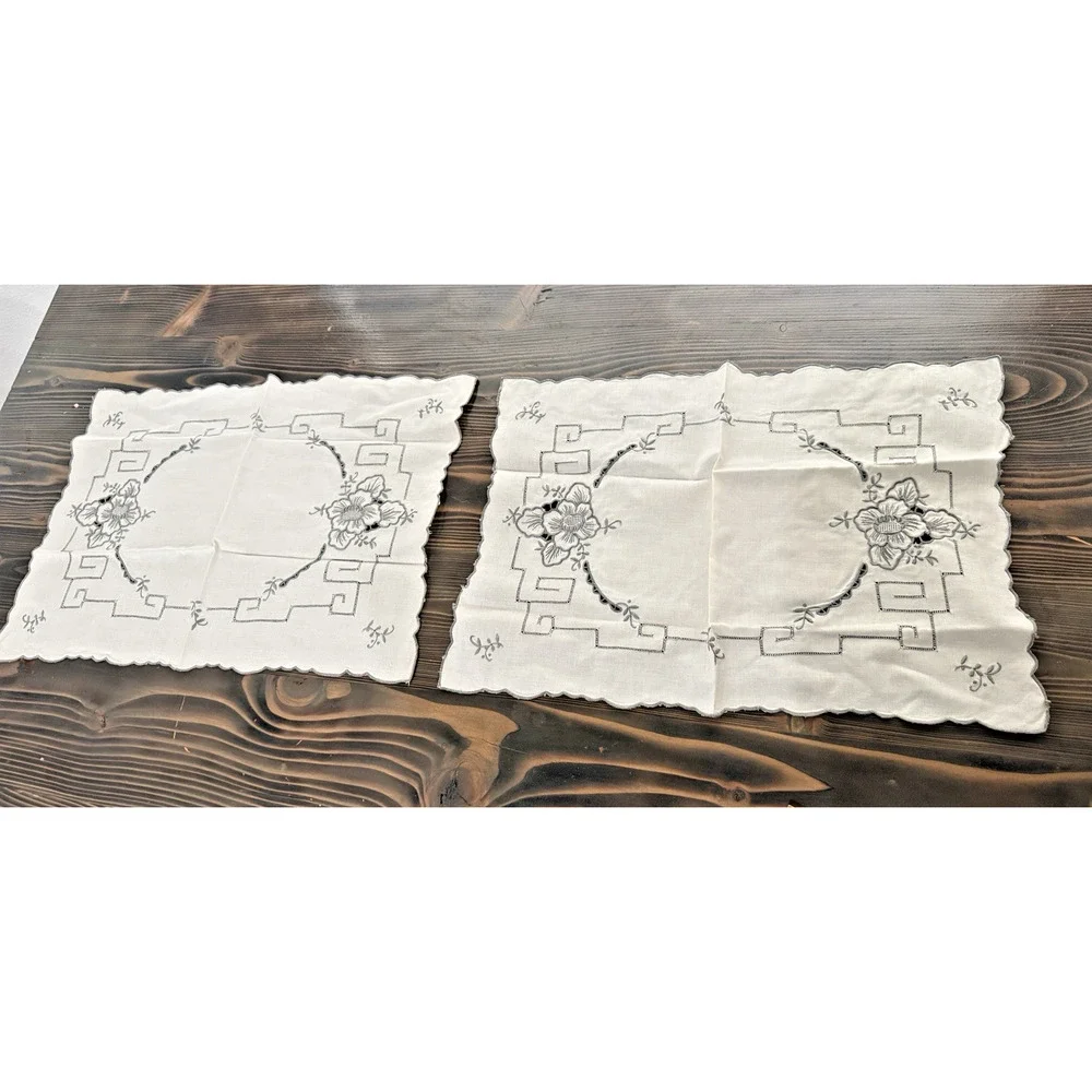 Grandmacore Vintage White Linen Placemats Set of 2 Embroidered Cutwork